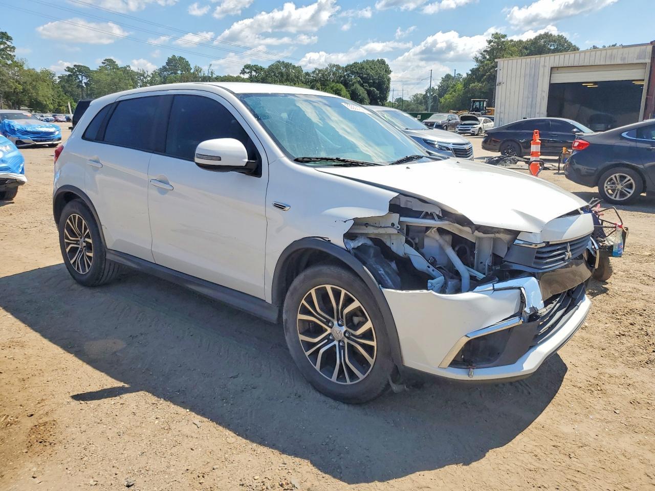 2017 Mitsubishi Outlander Sport Es - Фото 4