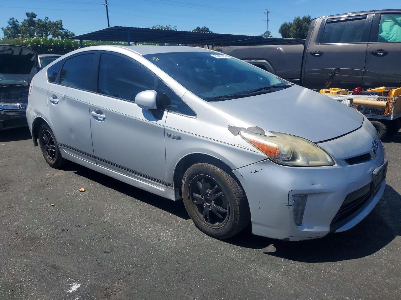 2011 Toyota Prius Two - Фото 4