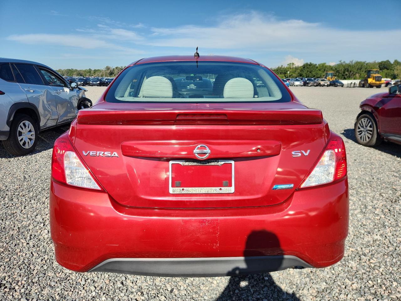 2015 Nissan Versa 1.6 Sv - Image 6