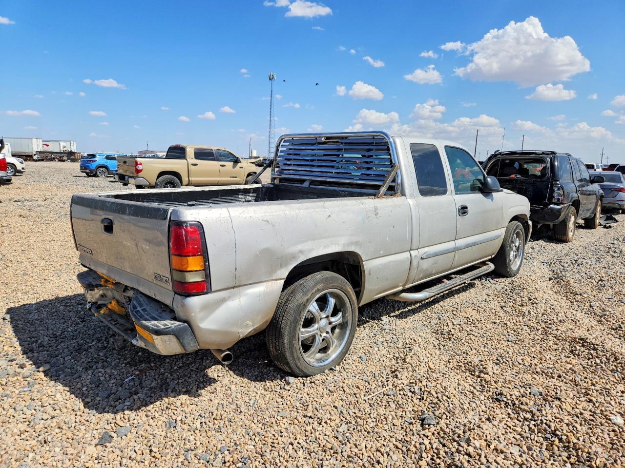 2006 GMC New Sierra C1500 - Фото 3