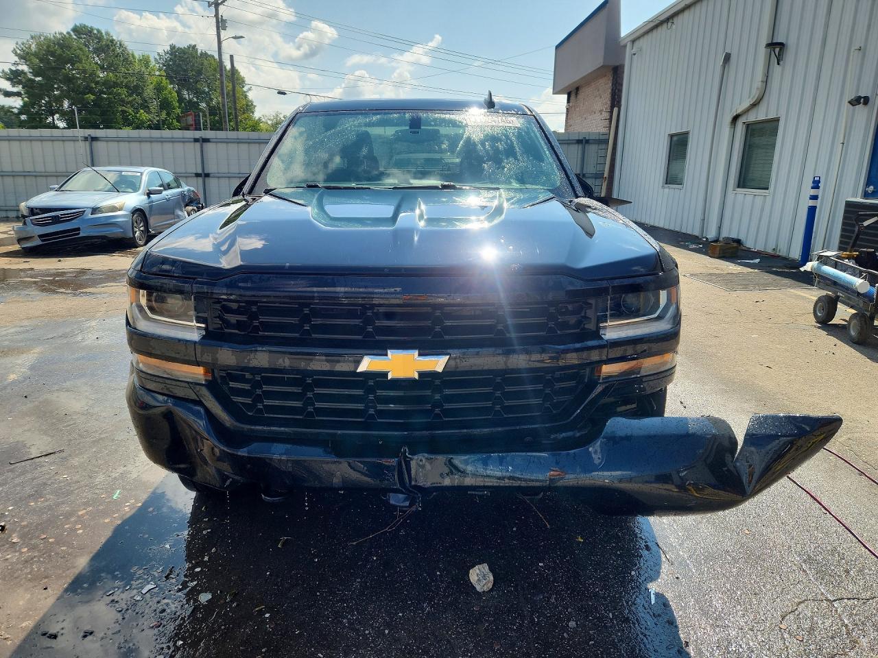 2018 Chevrolet Silverado C1500 Custom - Image 5