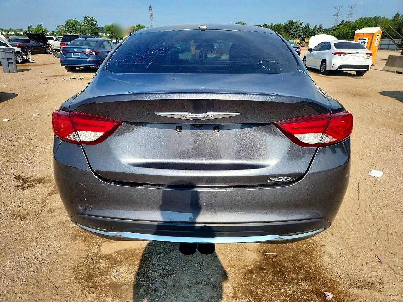 2015 Chrysler 200 Limited - Фото 6
