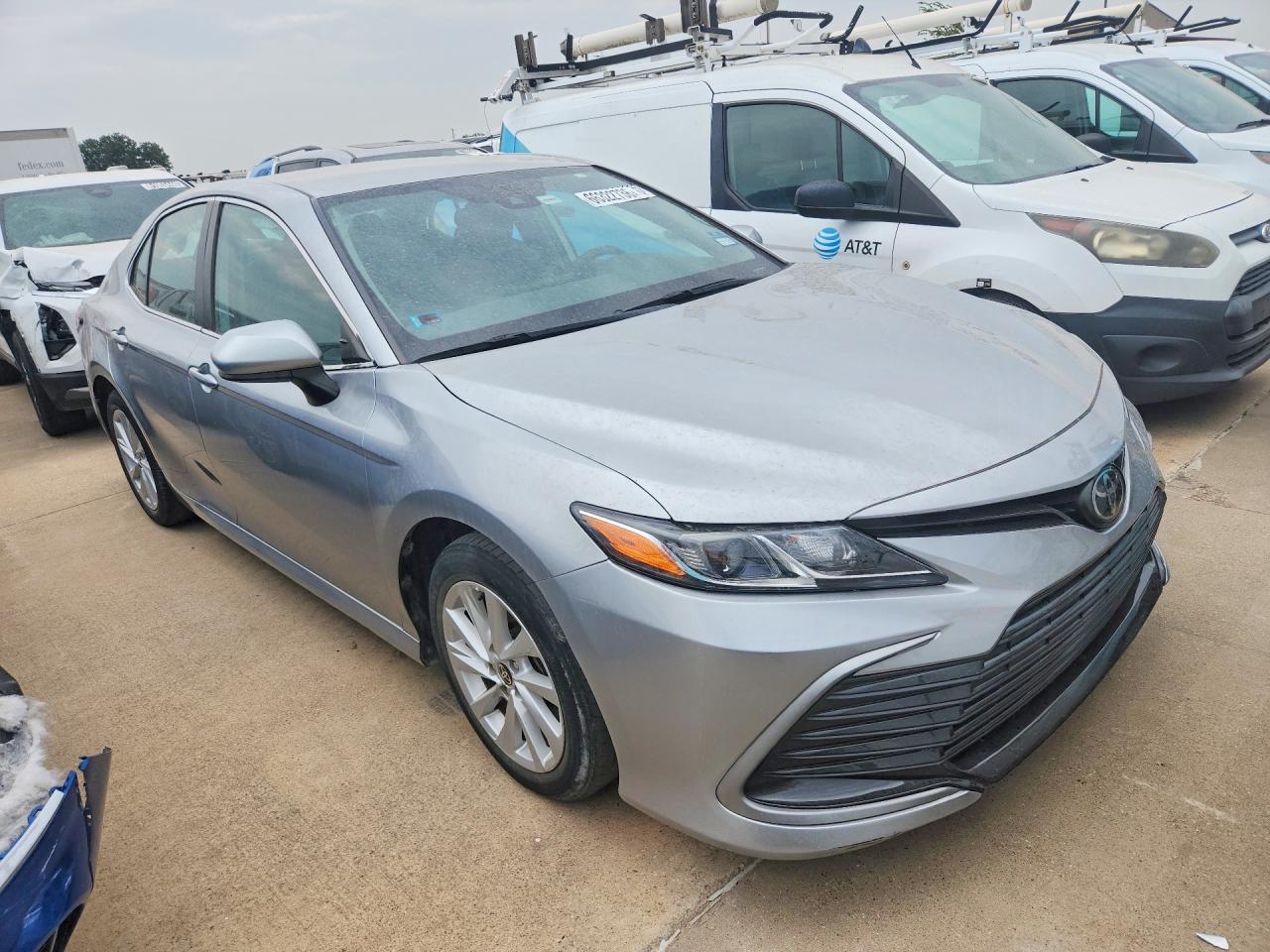 2022 Toyota Camry Le - Фото 4
