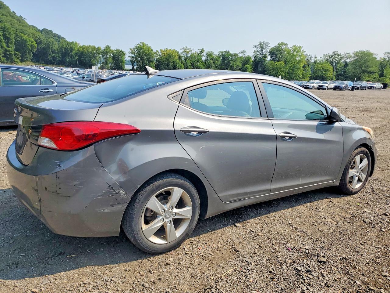 2013 Hyundai Elantra Gls - Фото 3