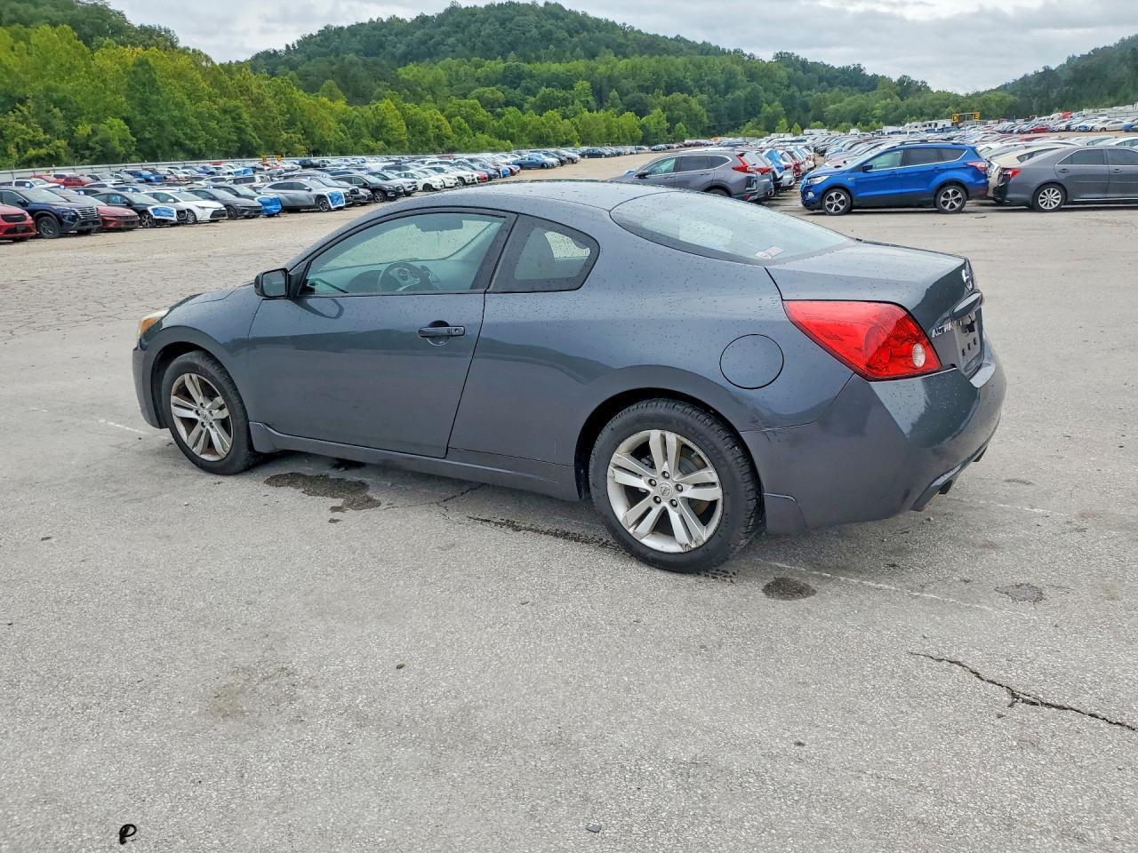 2013 Nissan Altima S - Фото 2