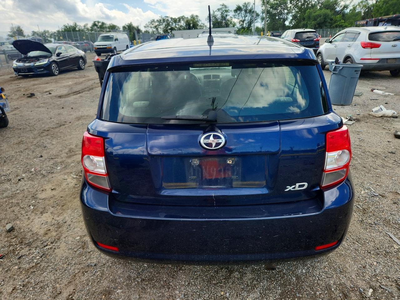 2012 Scion Xd Base - Фото 6