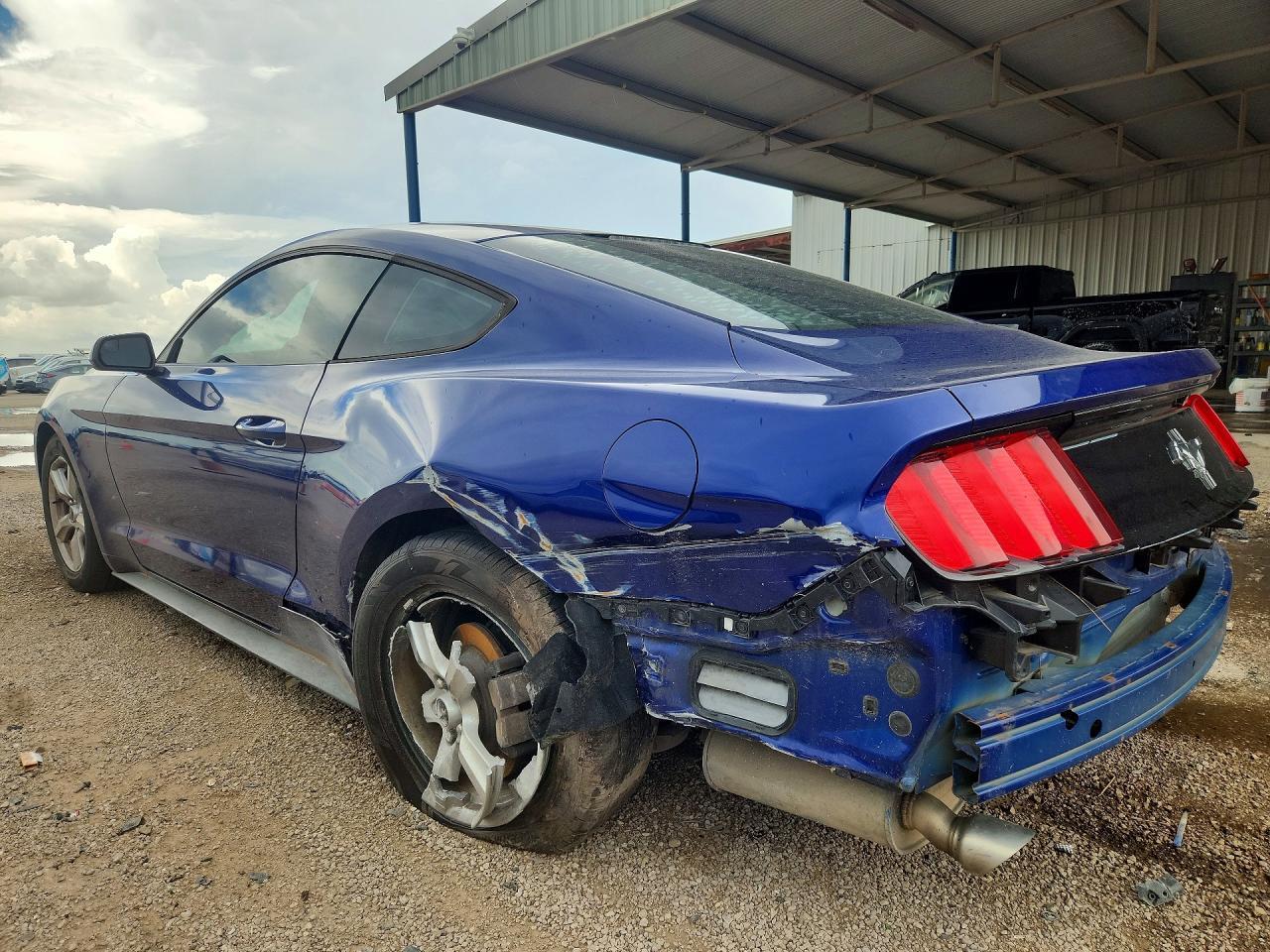2016 Ford Mustang - Фото 2