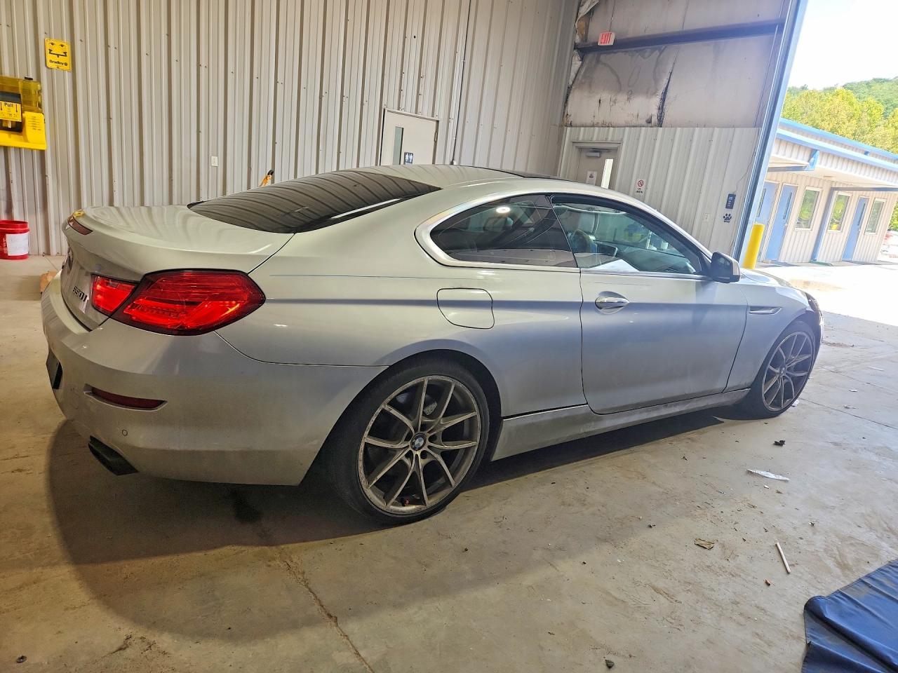 2012 BMW 650 Xi - Фото 3