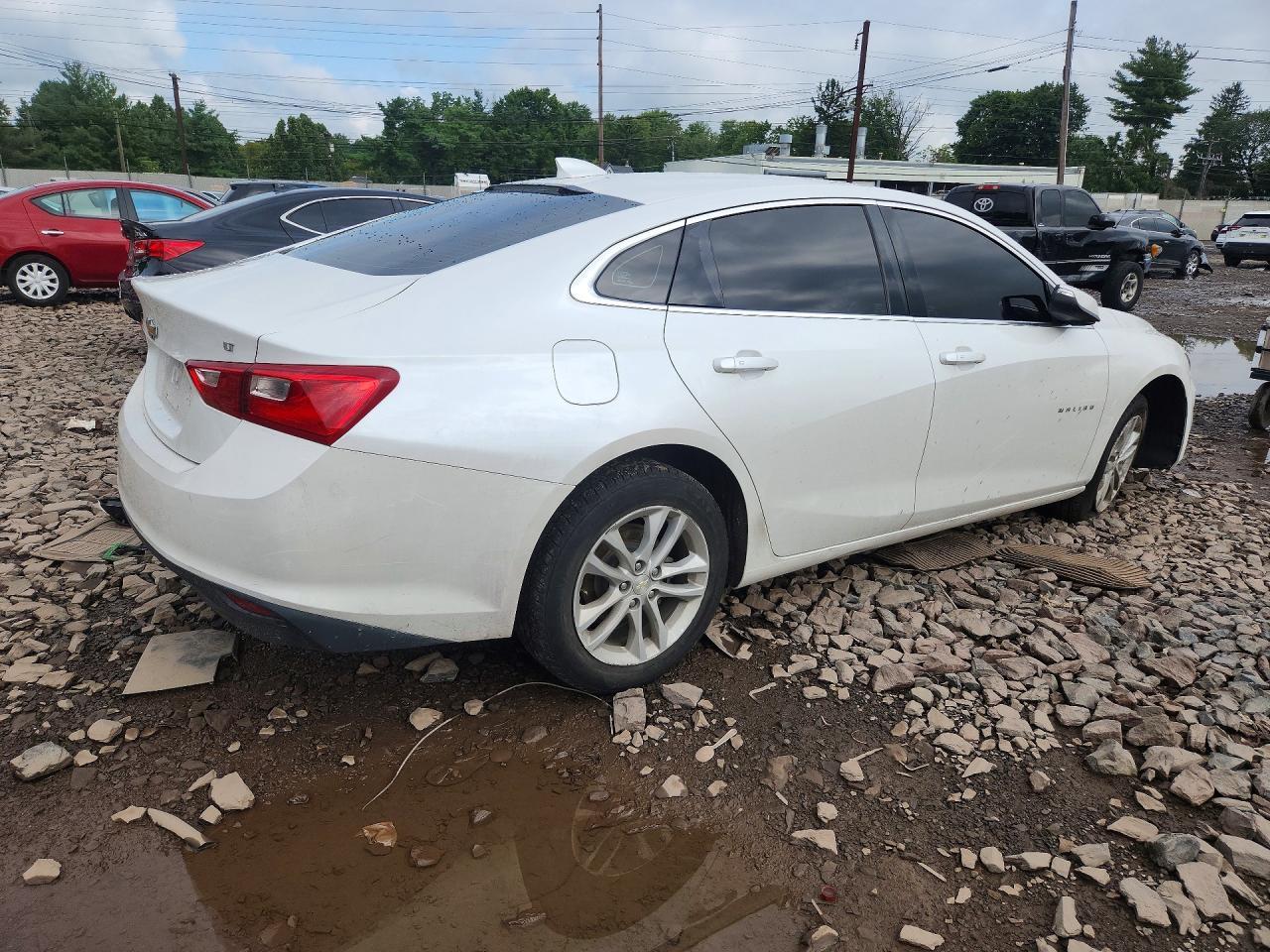 2017 Chevrolet Malibu Lt - Фото 3