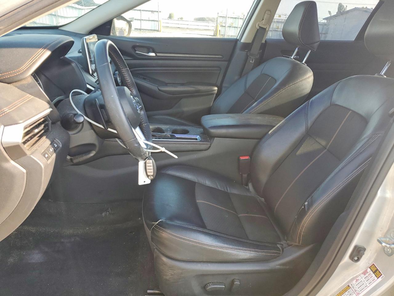 2022 Nissan Altima Sr - Image 7