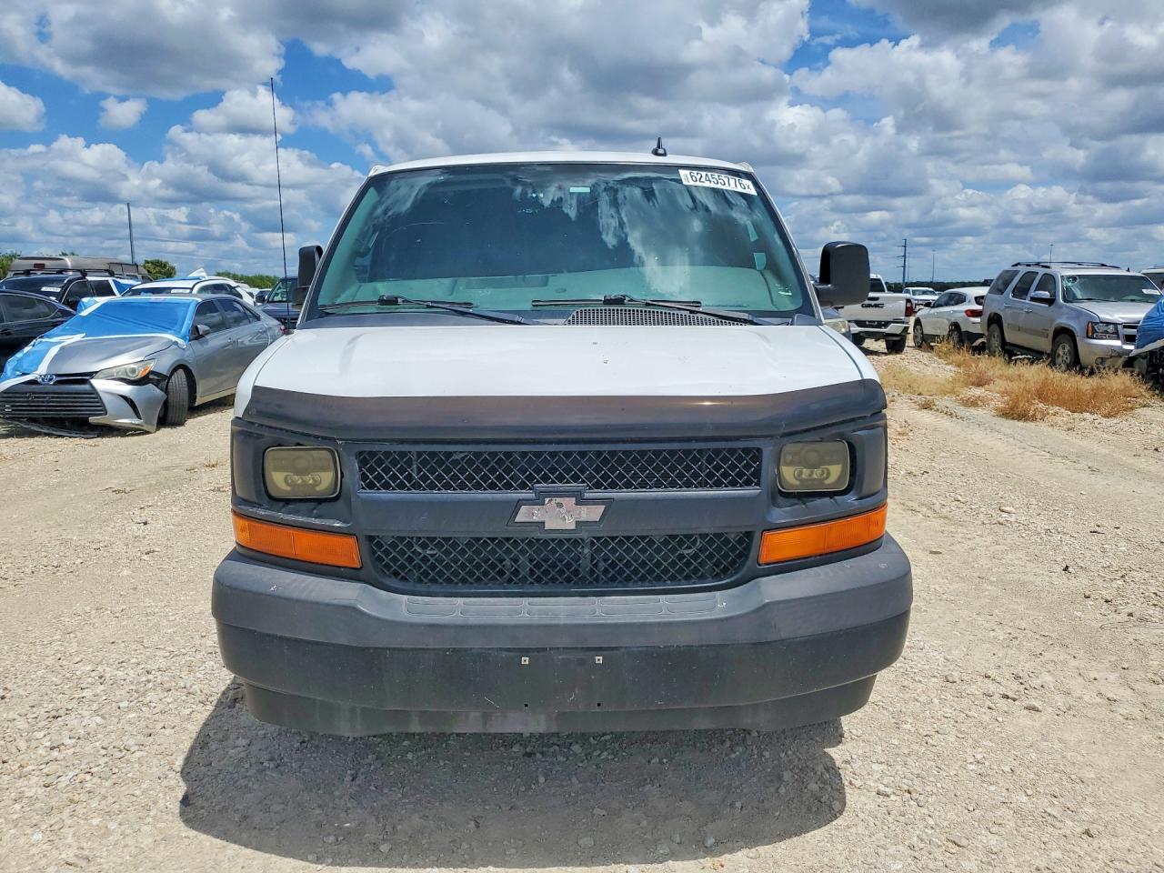 2017 Chevrolet Express Ext - Фото 5