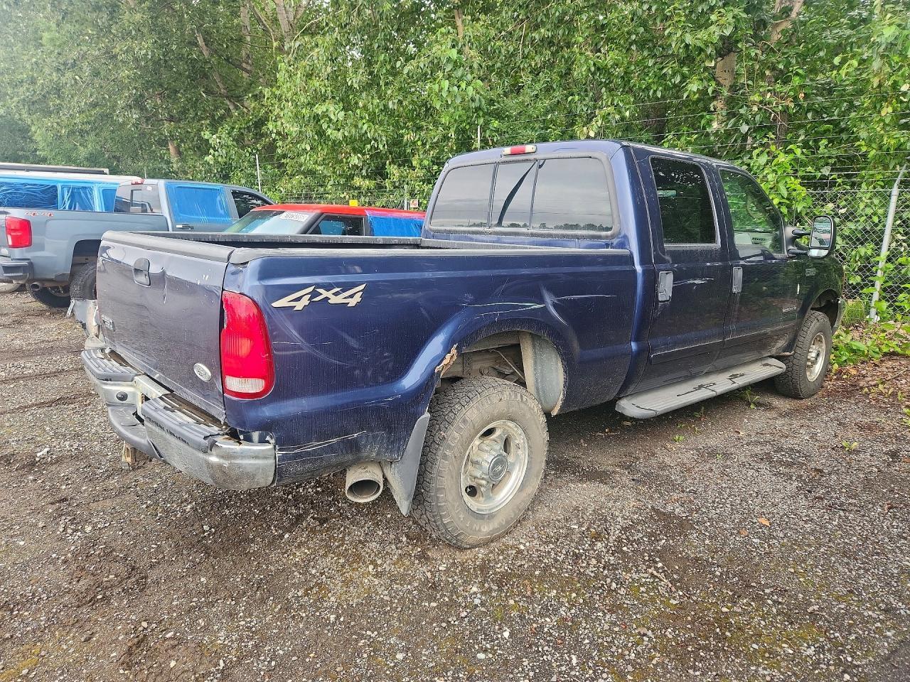 2001 Ford F250 Super Duty - Image 3