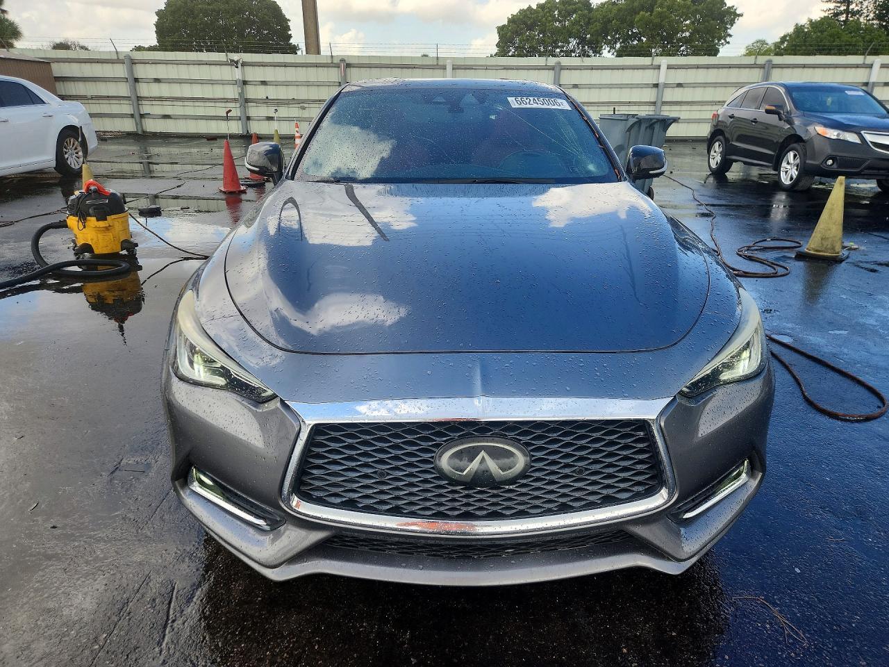 2019 Infiniti Q60 Red Sport 400 - Фото 5