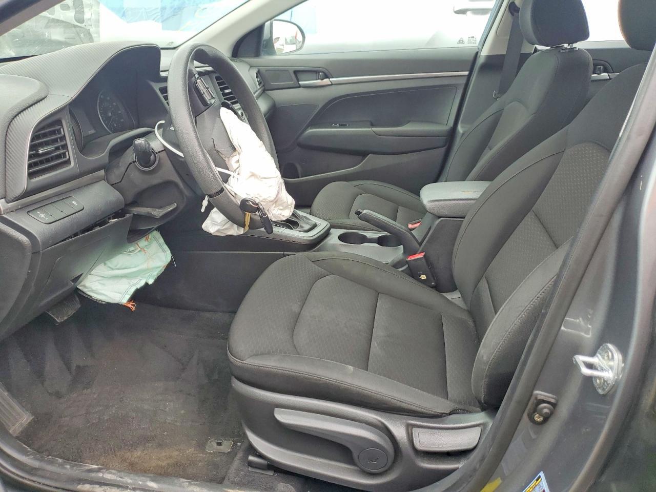 2019 Hyundai Elantra Se - Фото 7