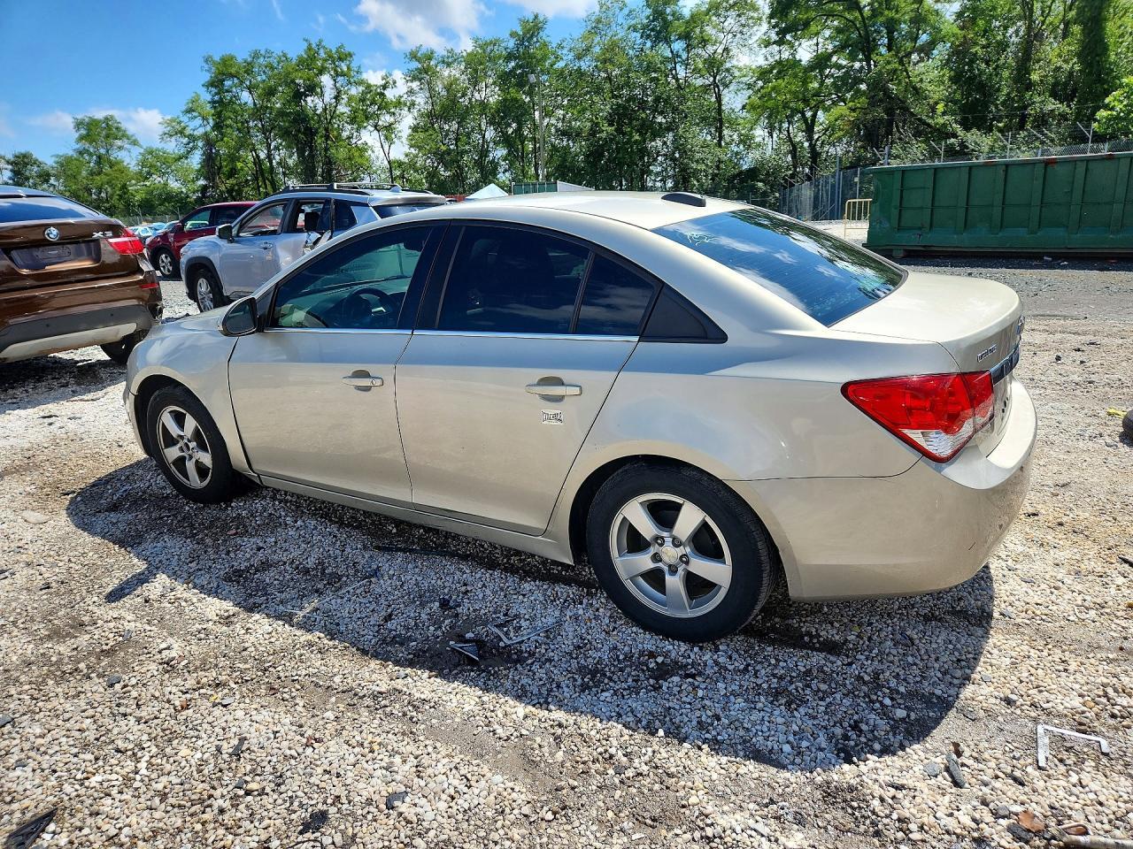 2016 Chevrolet Cruze Limited Lt - Image 2