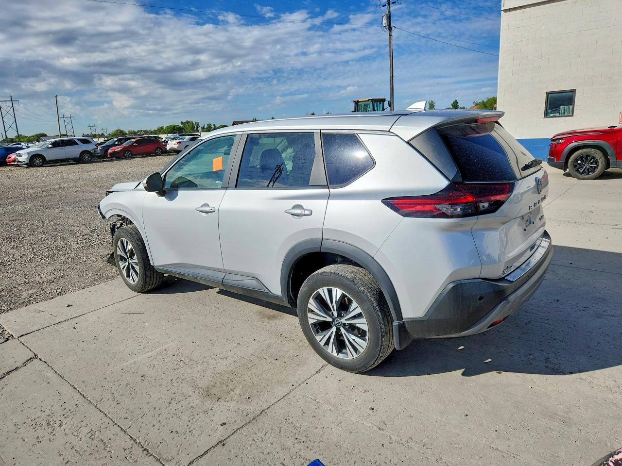 2023 Nissan Rogue Sv - Фото 2