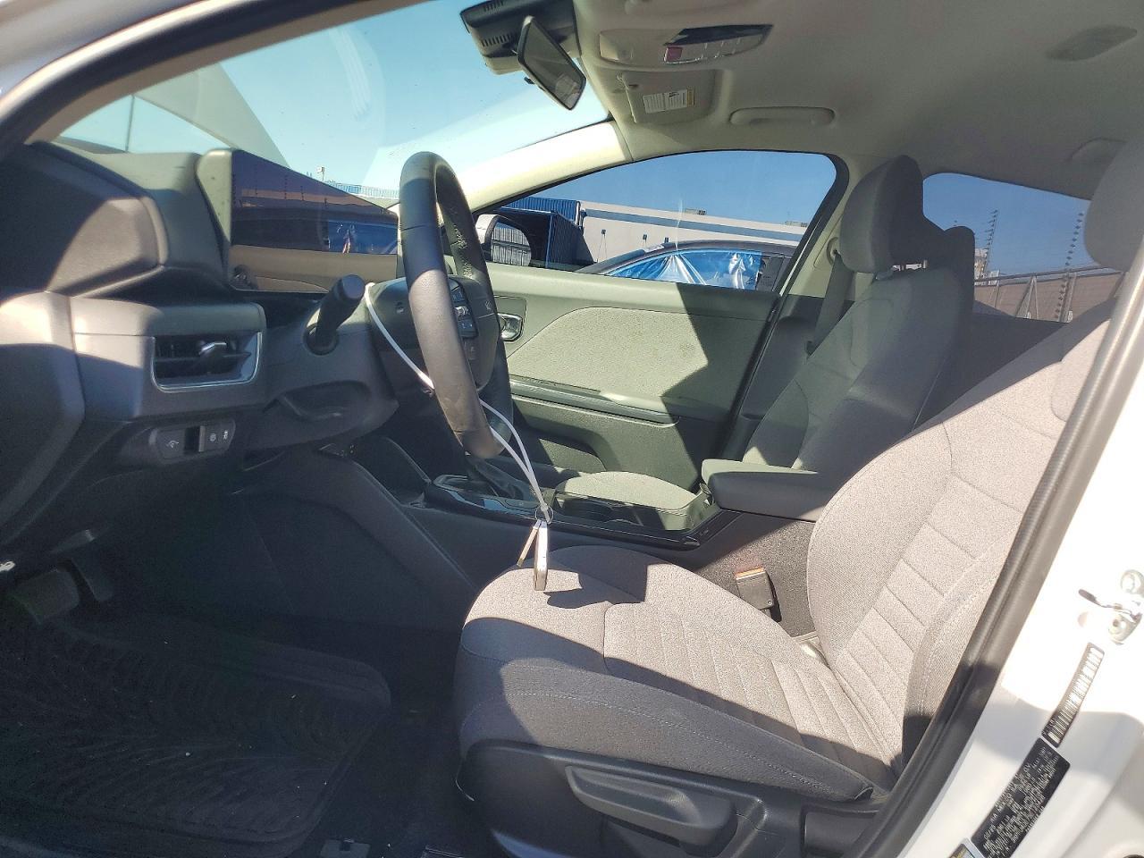 2025 Kia K4 Ex - Image 7