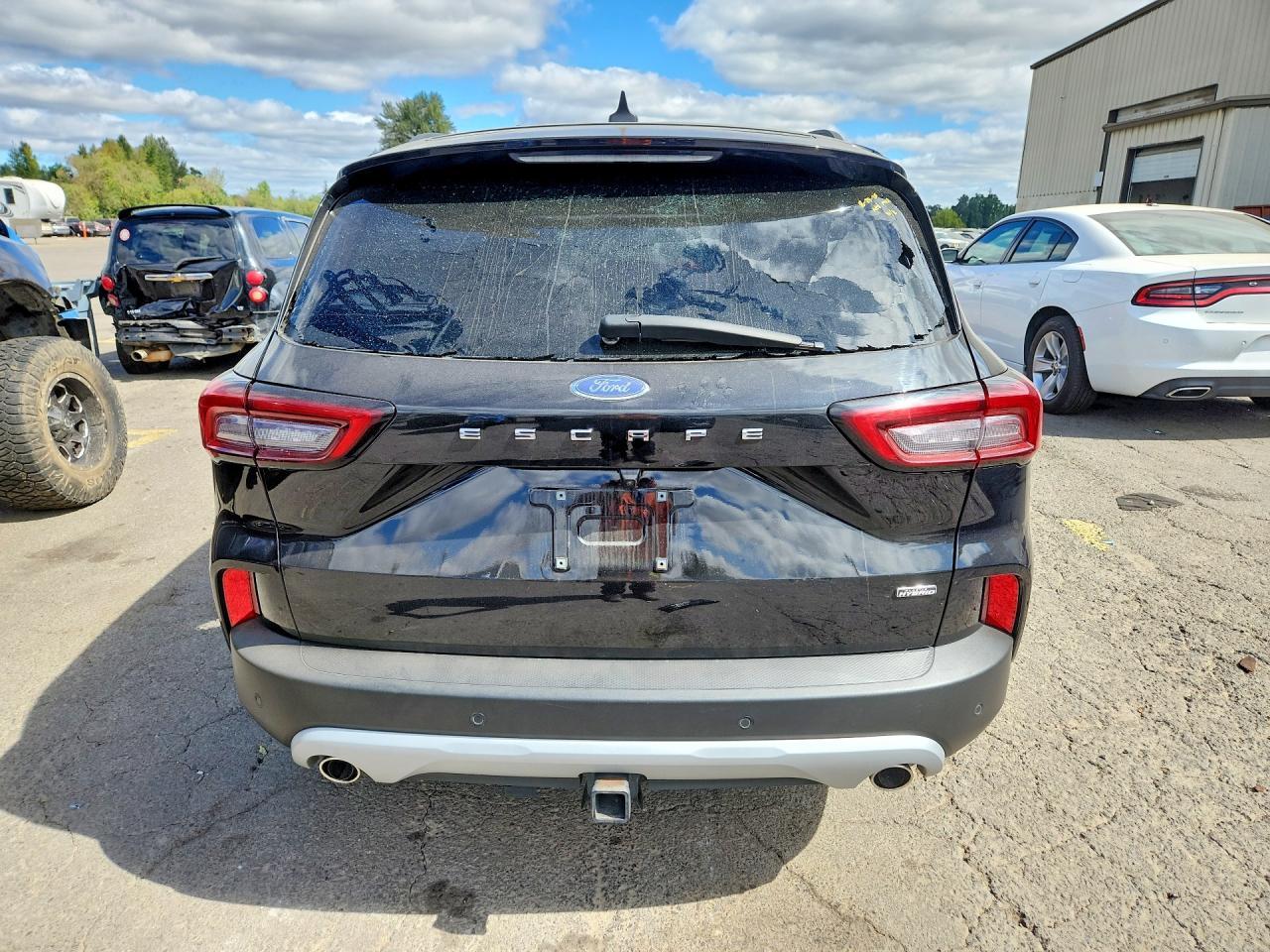 2023 Ford Escape - Image 6