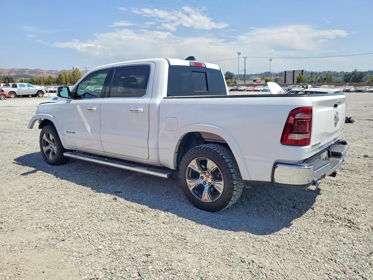 2022 Ram 1500 Laramie - Фото 2