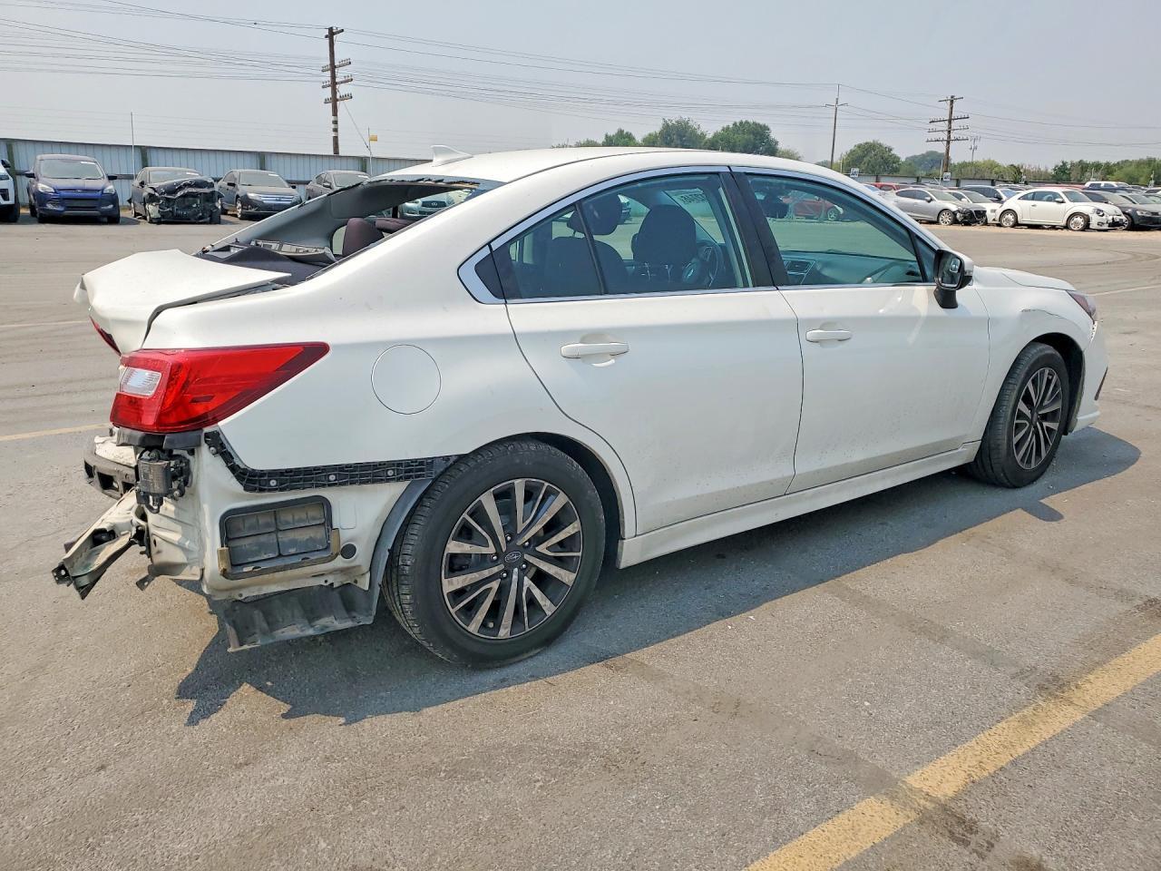 2018 Subaru Legacy 2.5I Premium - Фото 3