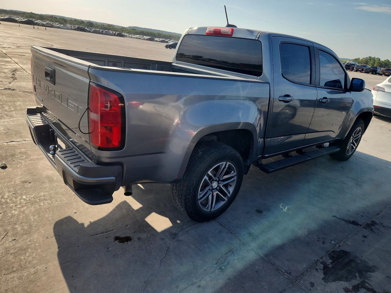 2021 Chevrolet Colorado - Фото 3
