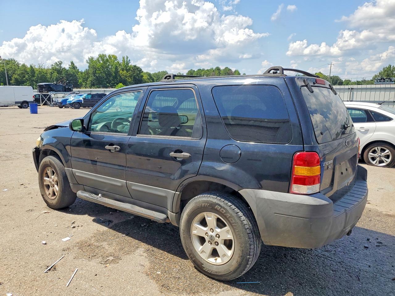 2005 Ford Escape Xlt - Фото 2