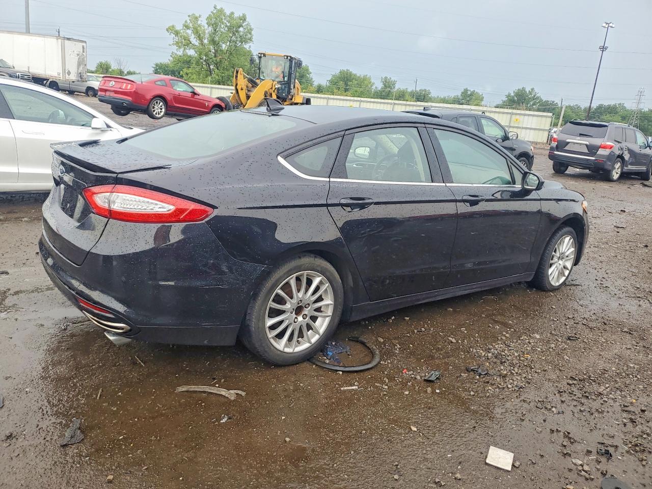 2020 Ford Fusion Se - Image 3
