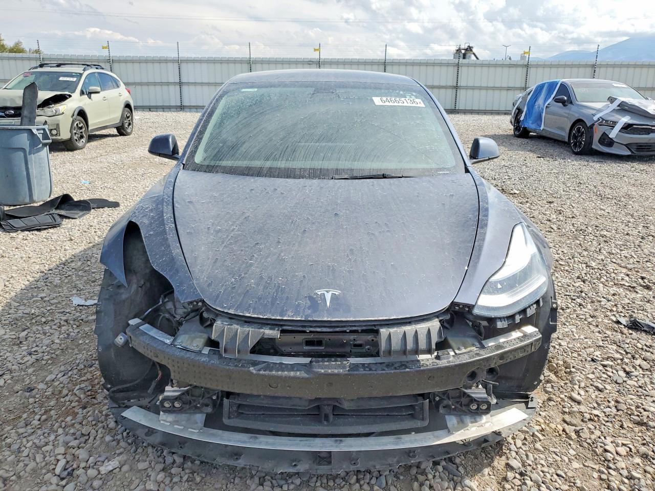 2022 Tesla Model 3 - Фото 5
