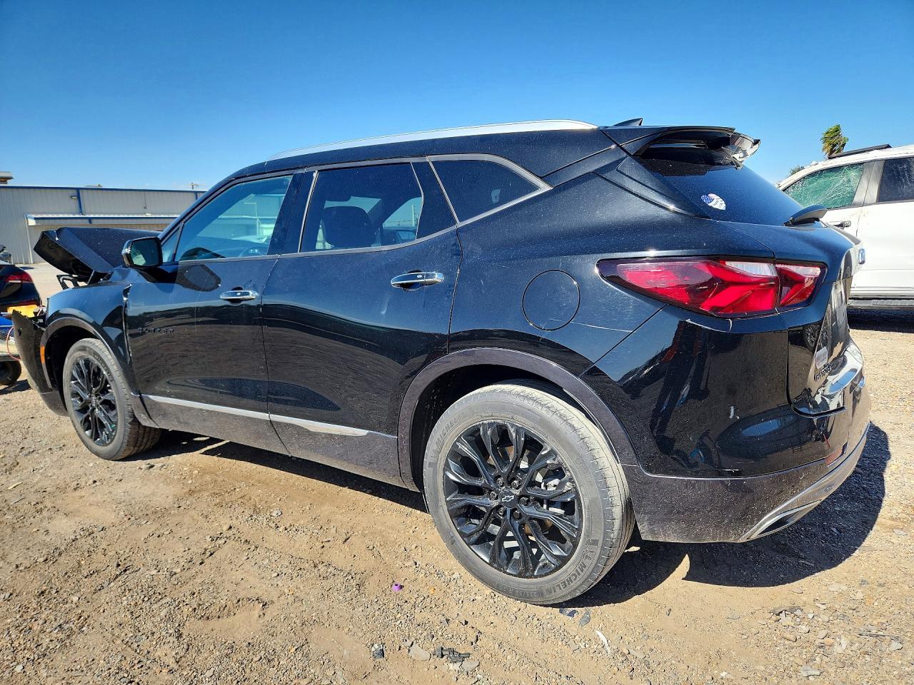 2022 Chevrolet Blazer Premier - Фото 2