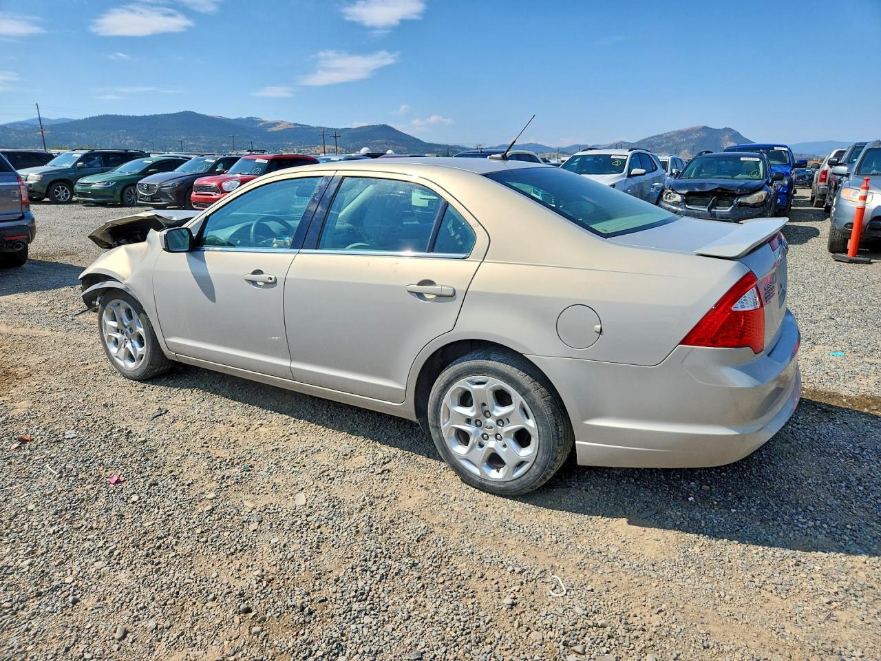 2010 Ford Fusion Se - Image 2