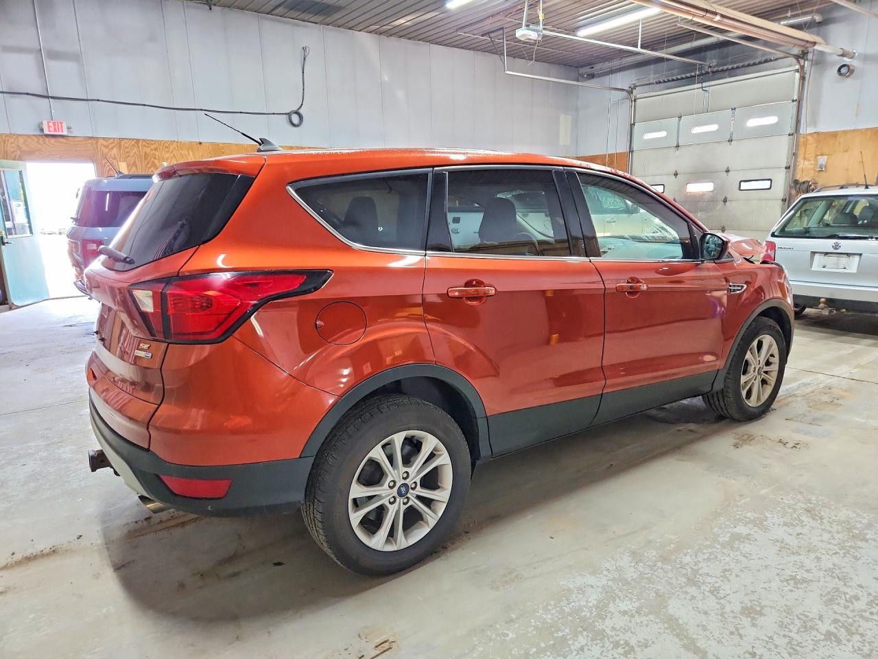 2019 Ford Escape - Фото 3