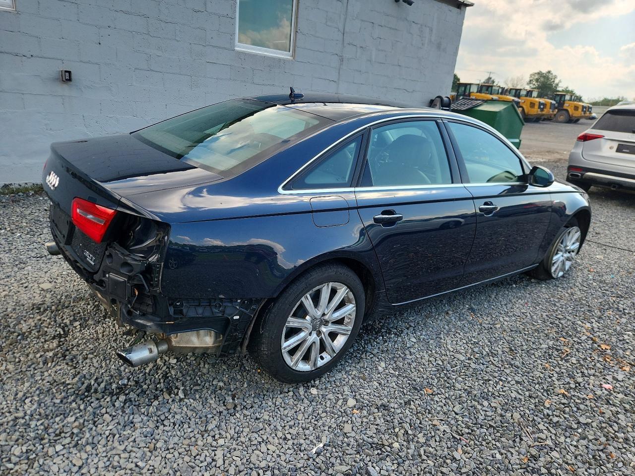 2013 Audi A6 Premium Plus - Фото 3