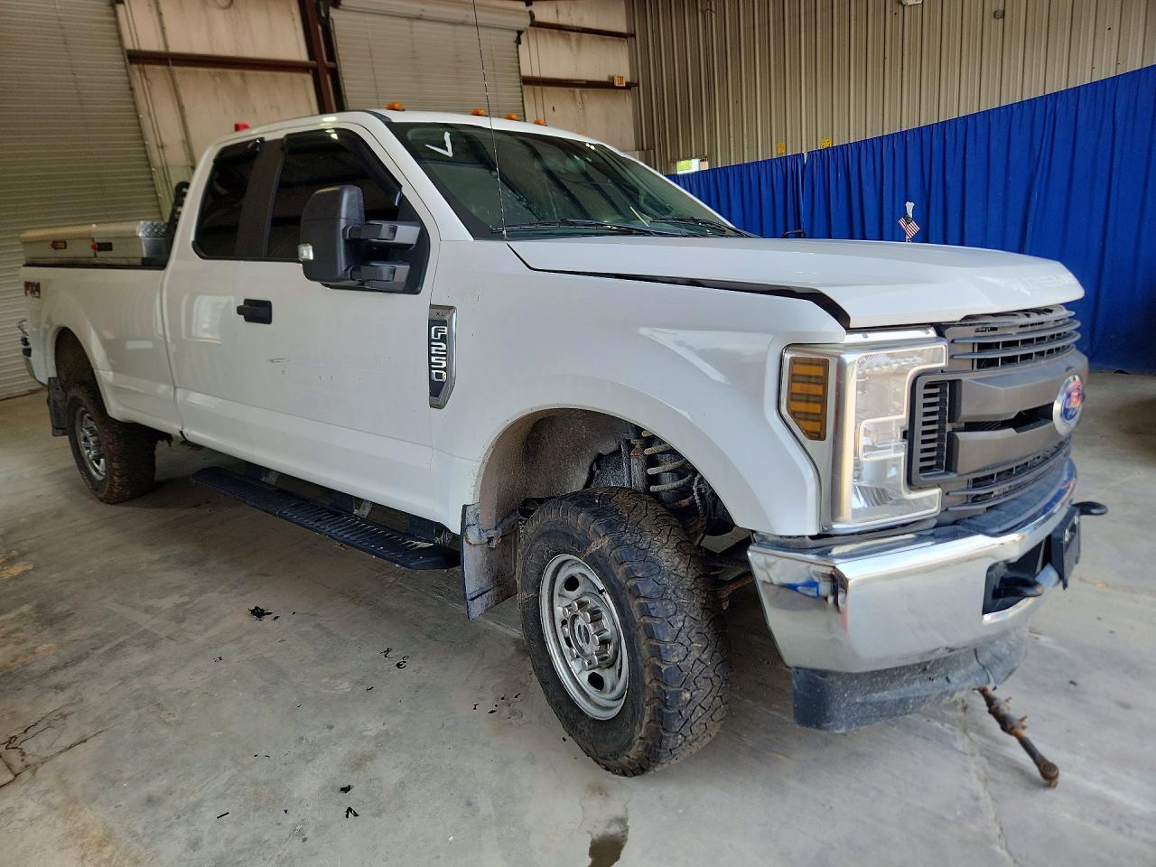 2019 Ford F250 Super Duty - Фото 4