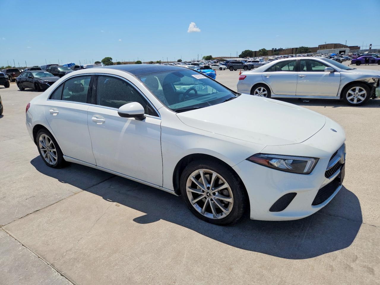 2019 Mercedes-Benz A 220 - Фото 4