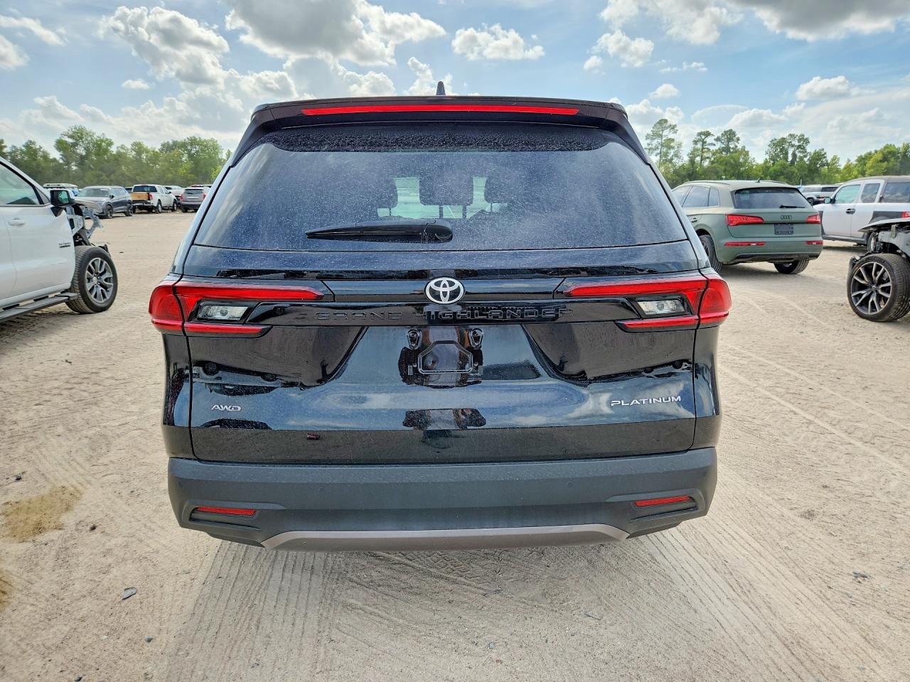 2025 Toyota Grand Highlander Platinum - Фото 6