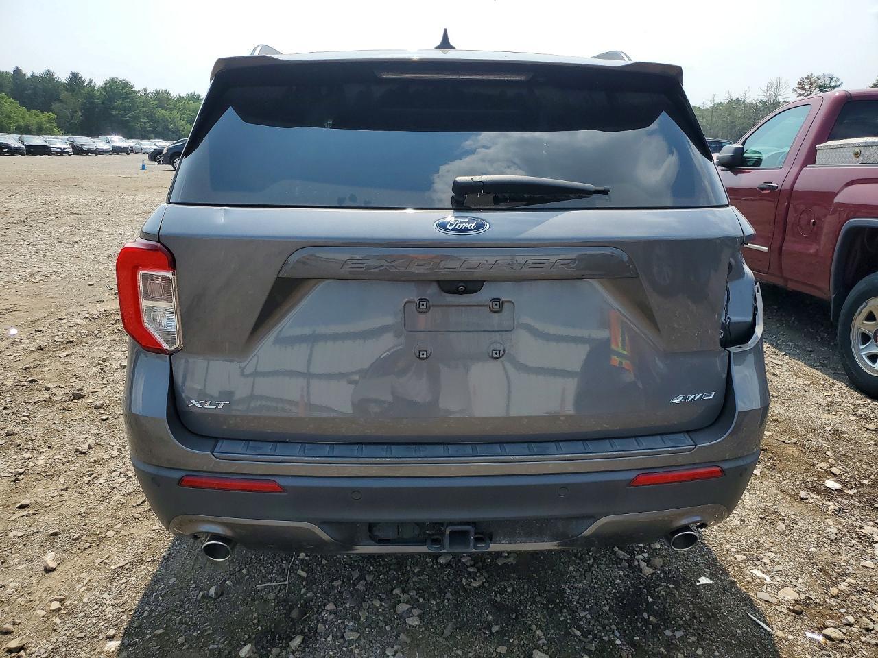 2021 Ford Explorer Xlt - Image 6