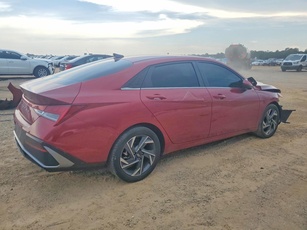 2024 Hyundai Elantra Sel - Фото 3