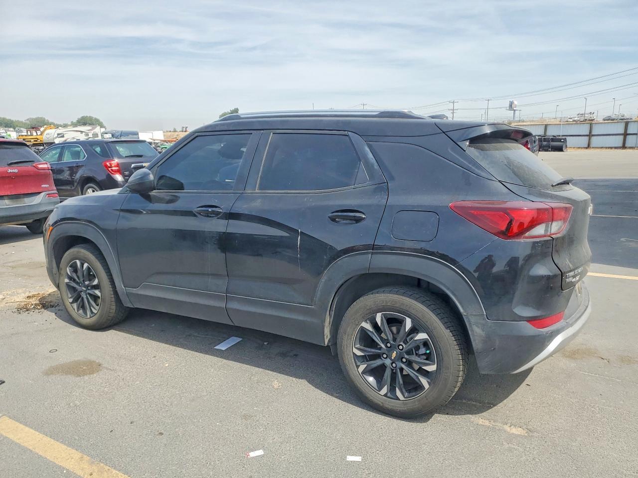 2023 Chevrolet Trailblazer Lt - Image 2