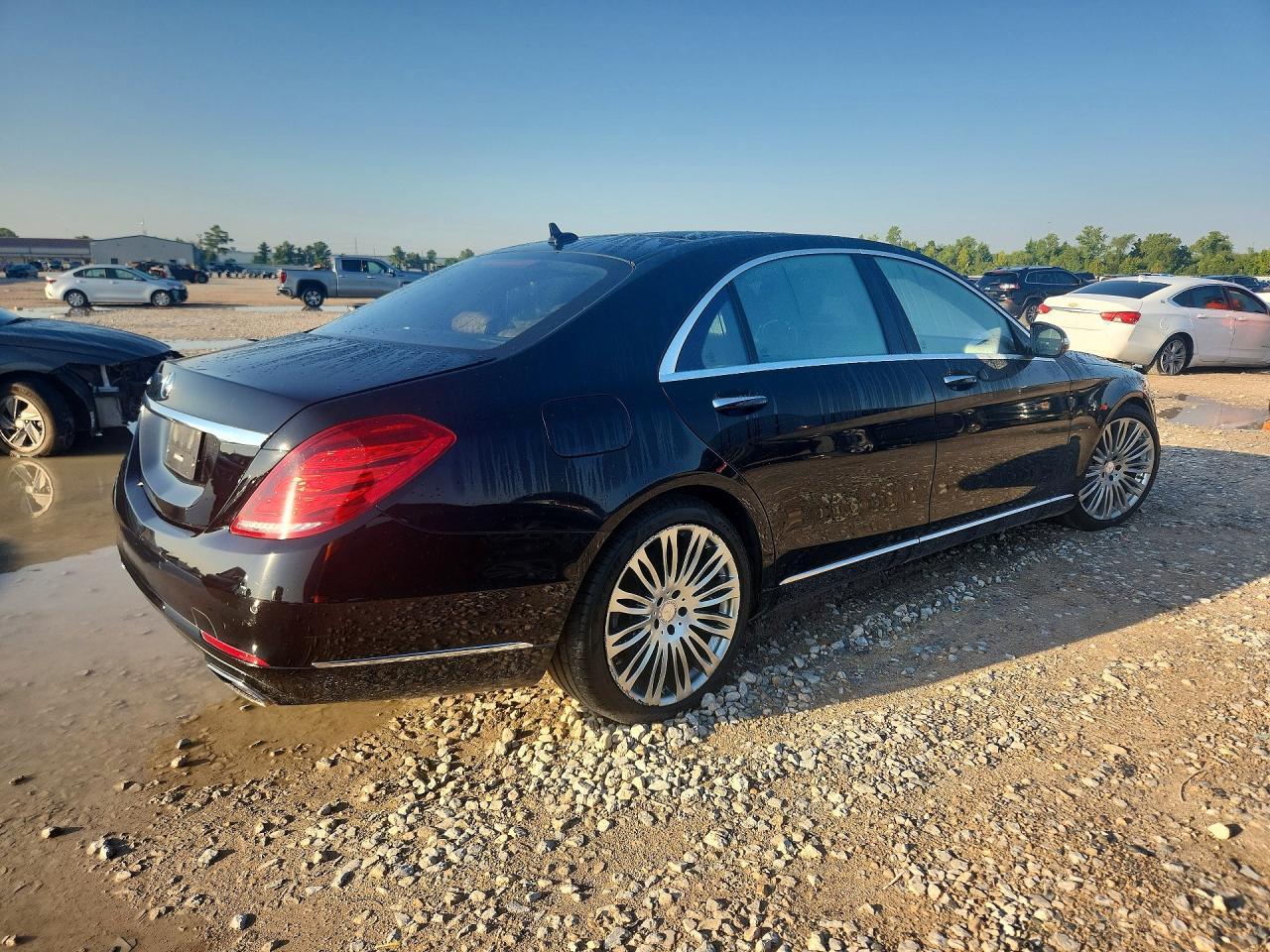 2017 Mercedes-Benz S 550 - Фото 3