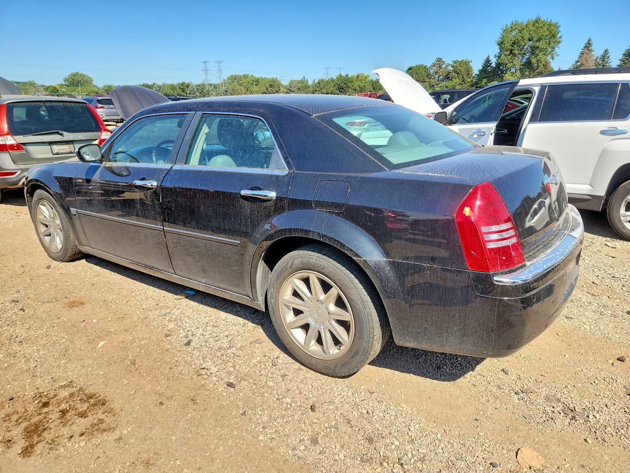 2005 Chrysler 300C - Фото 2