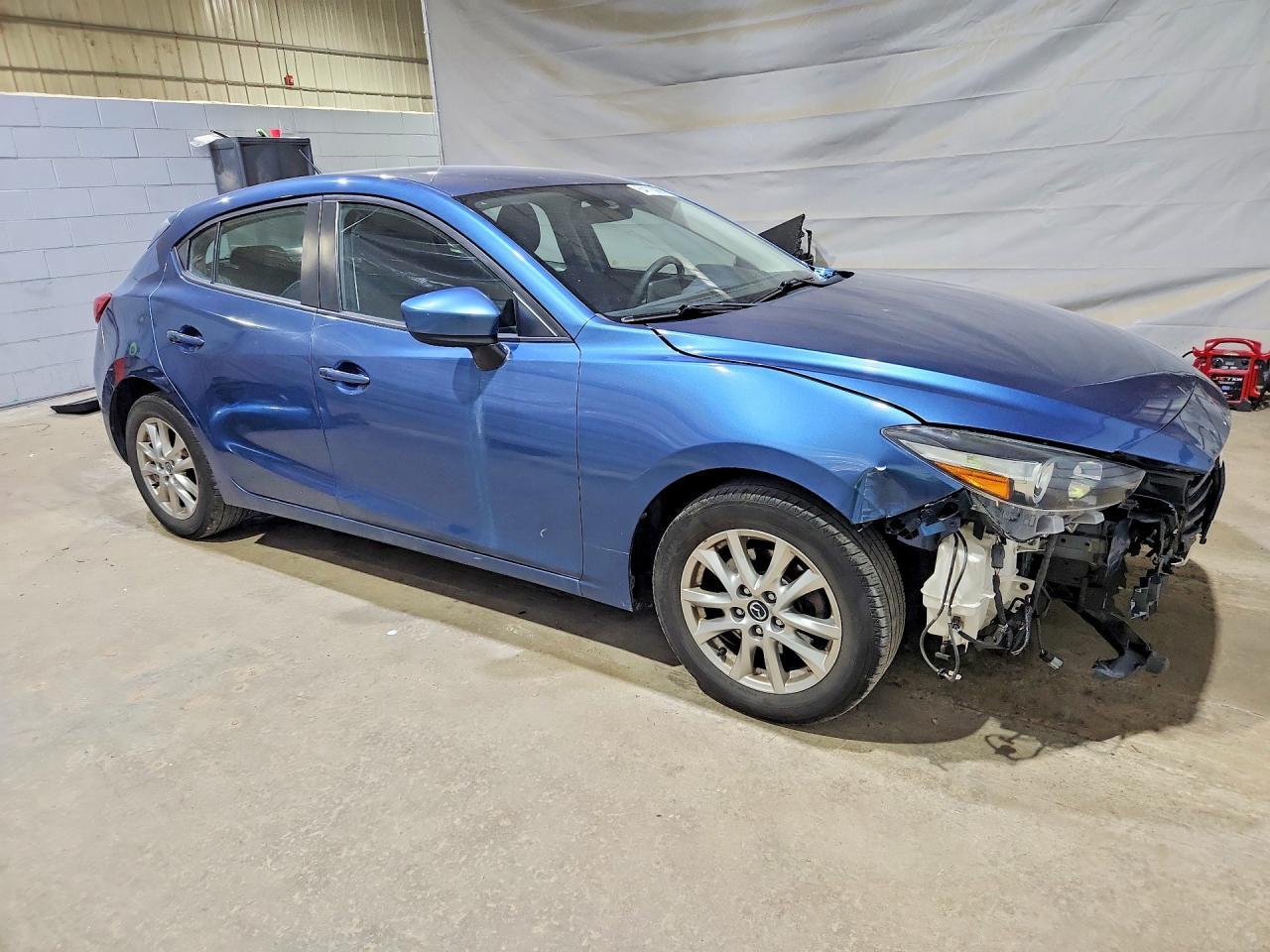 2017 Mazda 3 Sport - Фото 4