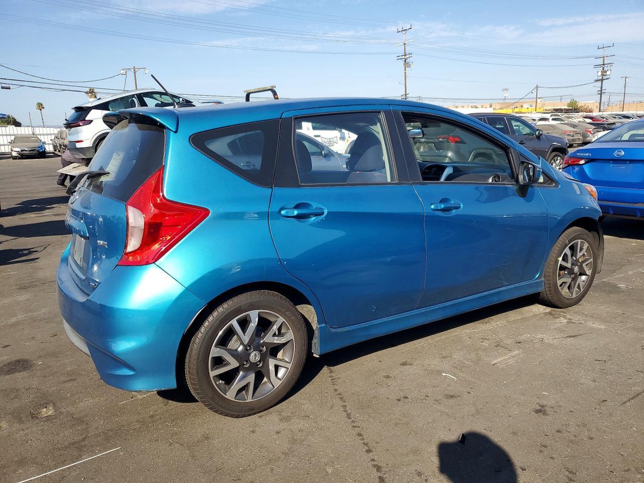 2015 Nissan Versa Note Sr - Фото 3