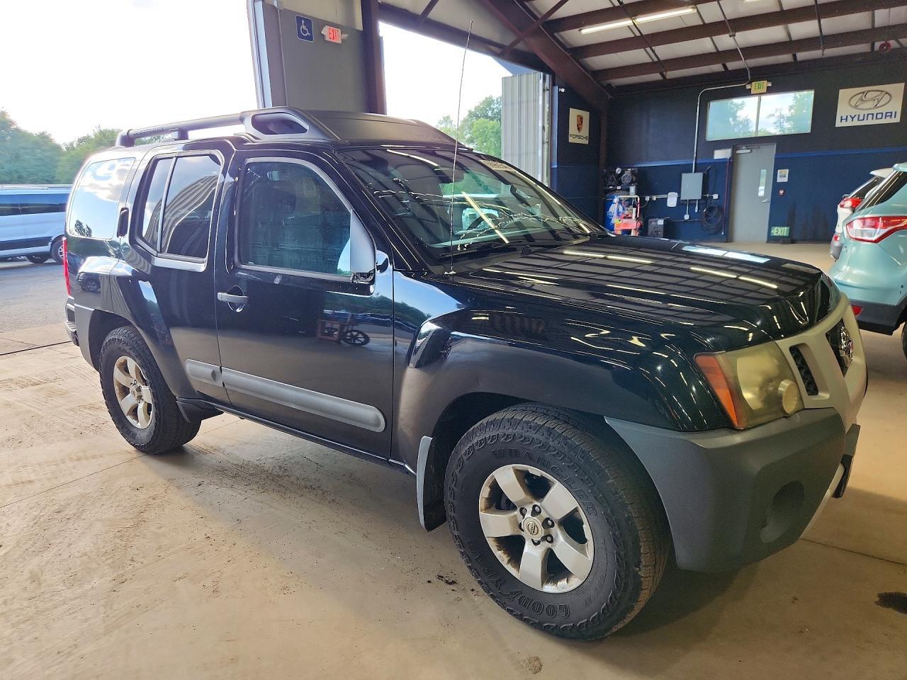 2013 Nissan Xterra X - Фото 4