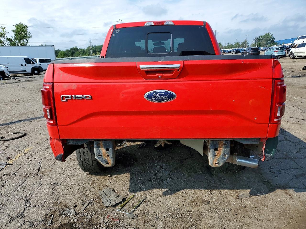2016 Ford F150 Supercrew - Фото 6