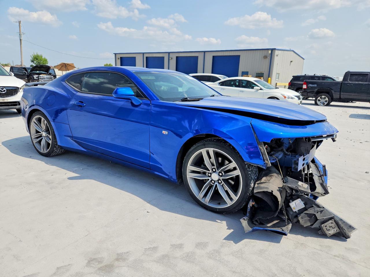 2018 Chevrolet Camaro Lt - Image 4