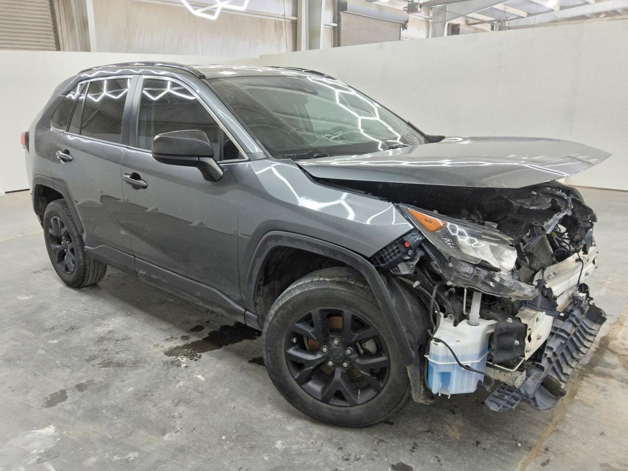 2021 Toyota Rav4 Le - Image 4