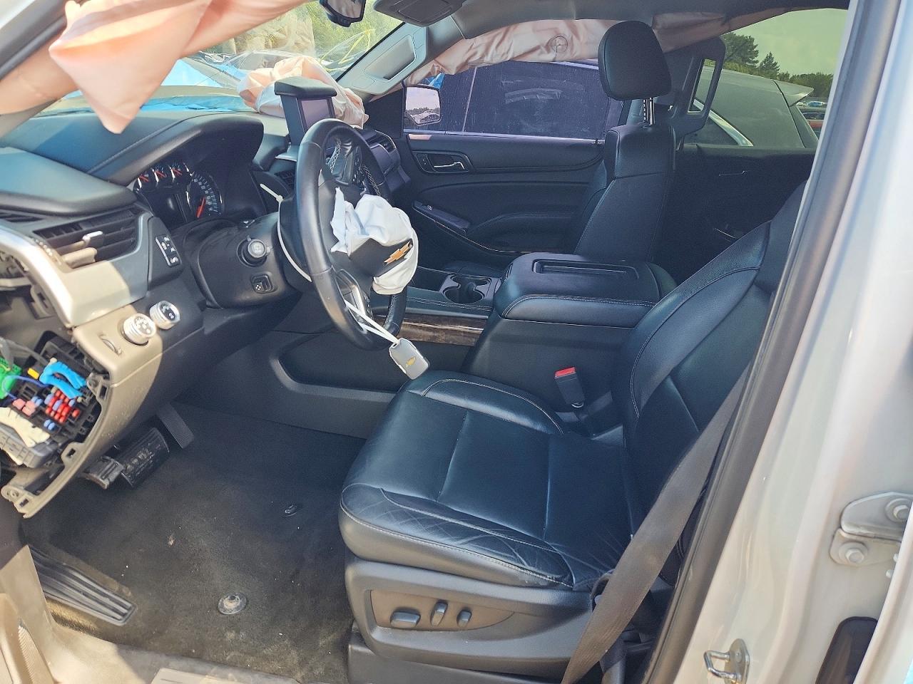 2018 Chevrolet Suburban K1500 Lt - Image 7