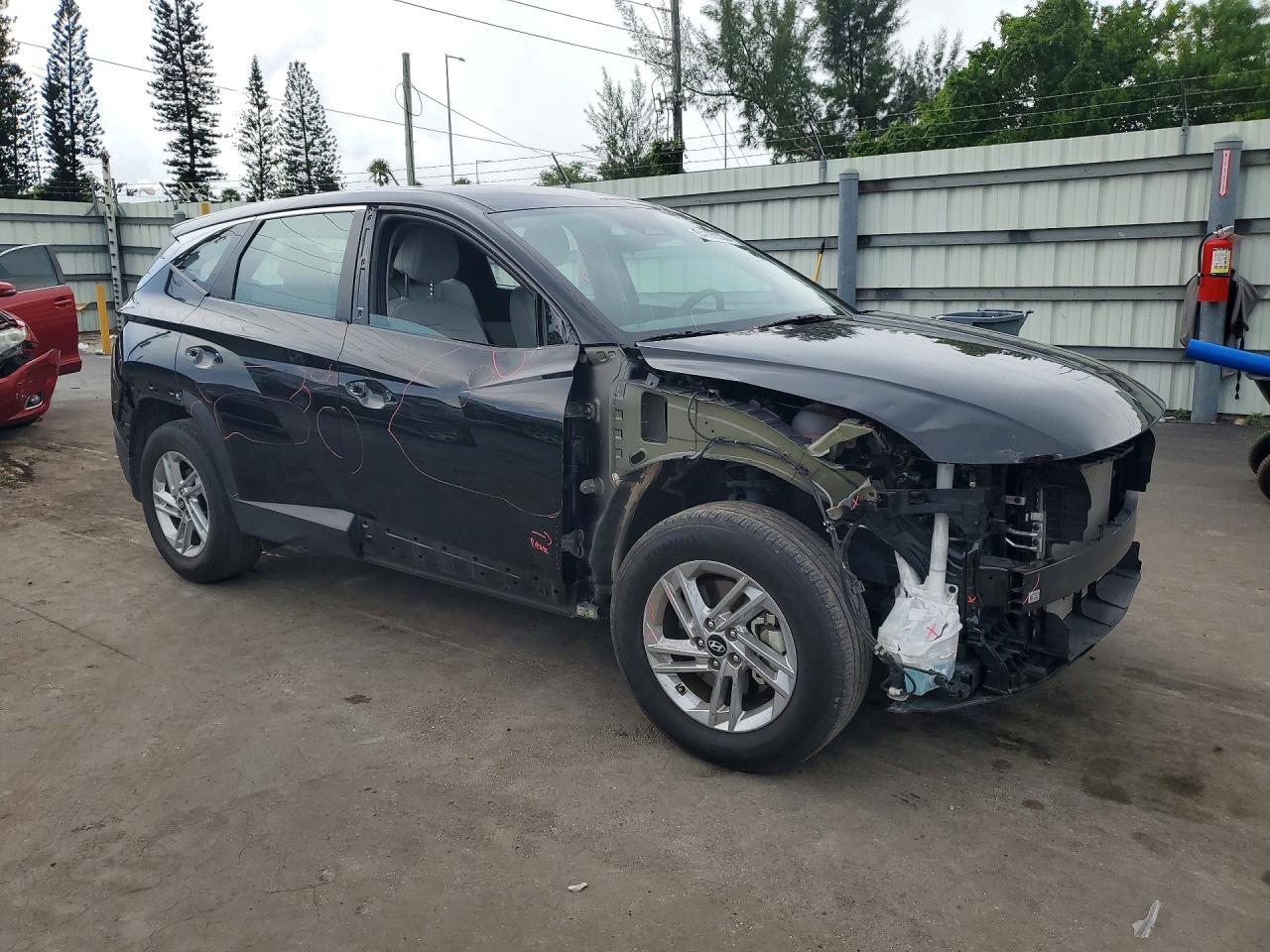 2025 Hyundai Tucson Se - Image 4