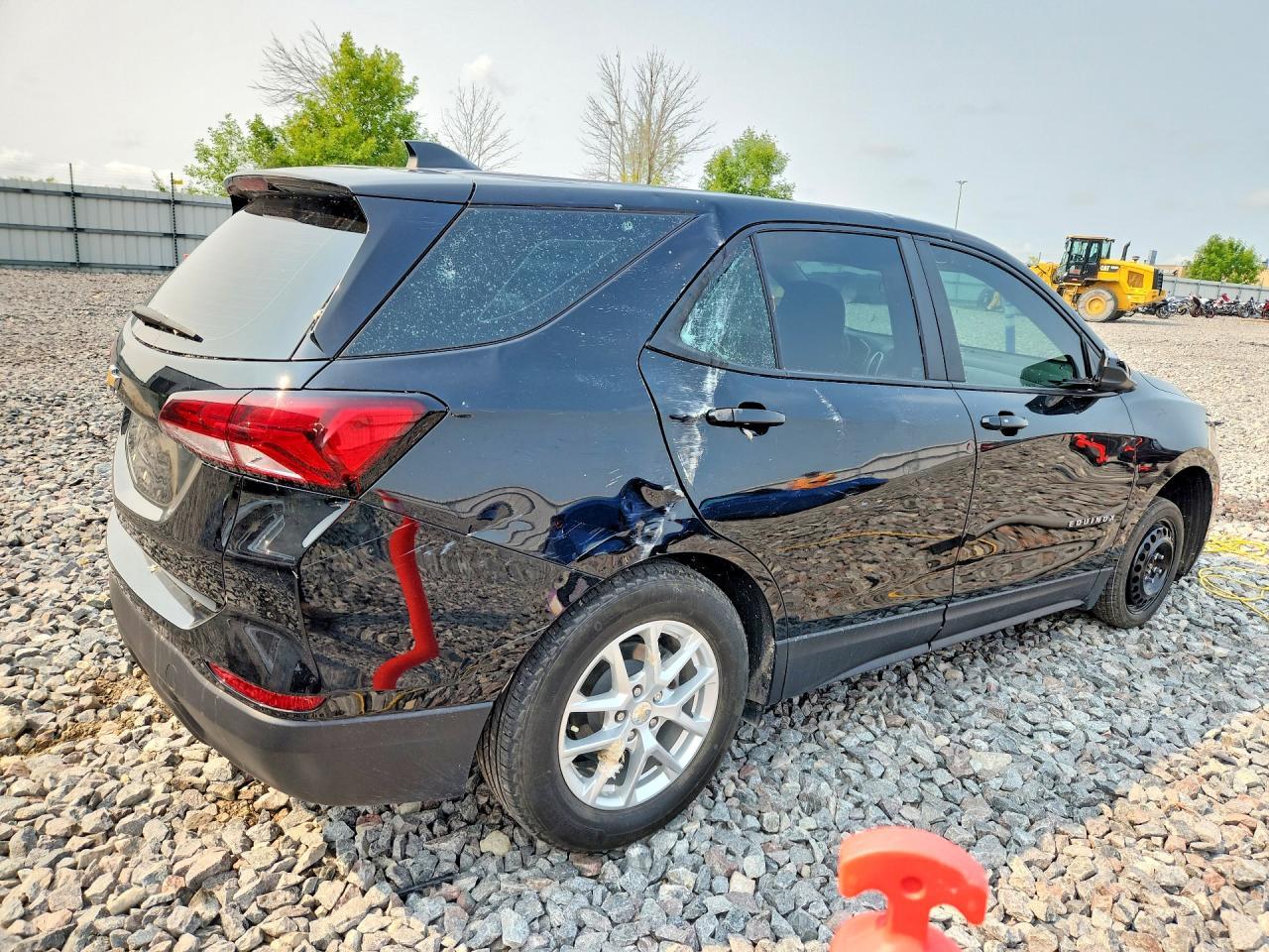 2024 Chevrolet Equinox Ls - Image 3