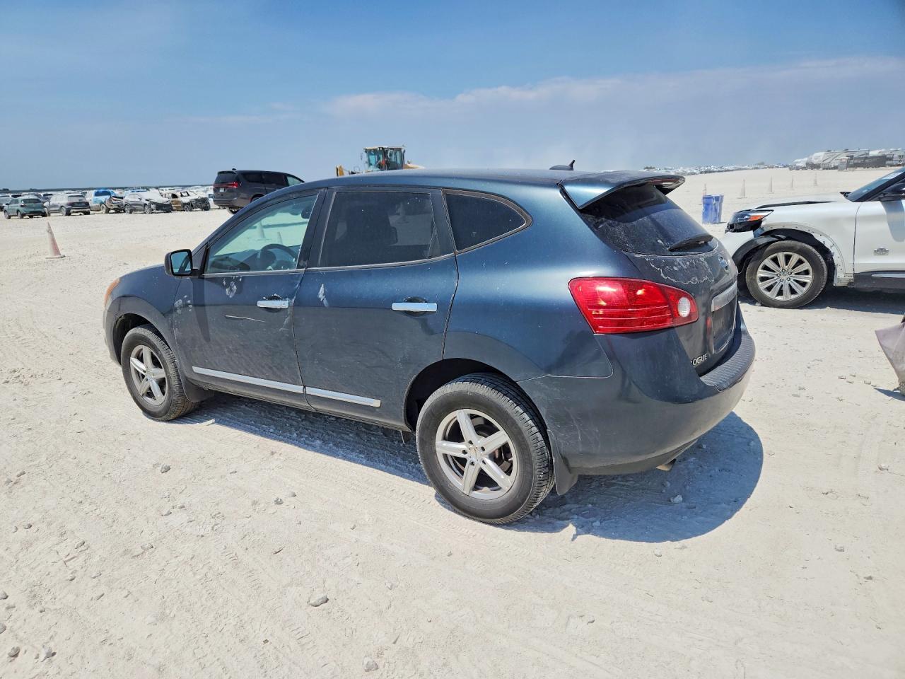 2012 Nissan Rogue S - Фото 2